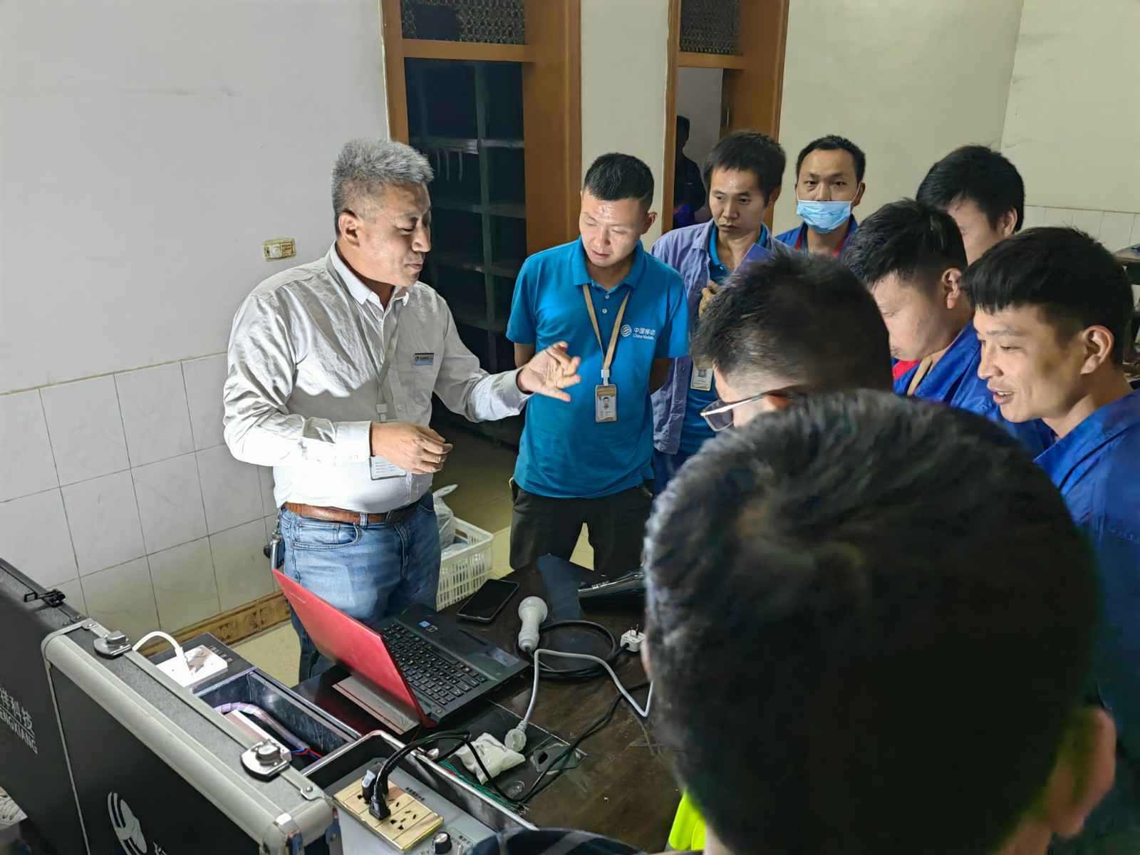 乐鱼网页版页面-乐鱼(中国)为中移铁通有限公司安全用电培训
